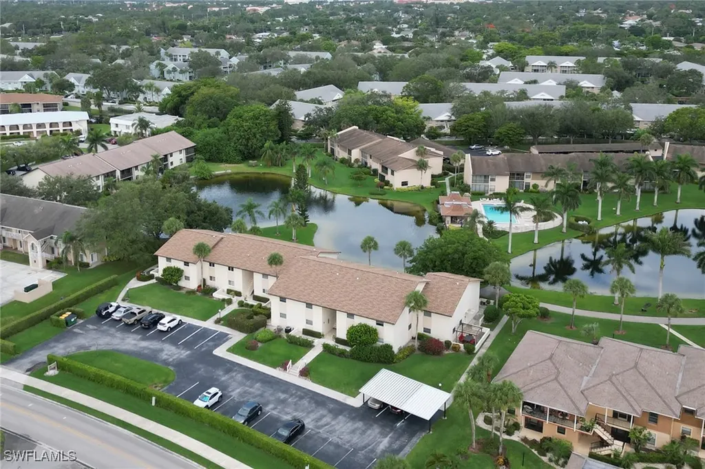 185 Cypress Way E Naples FL 34110