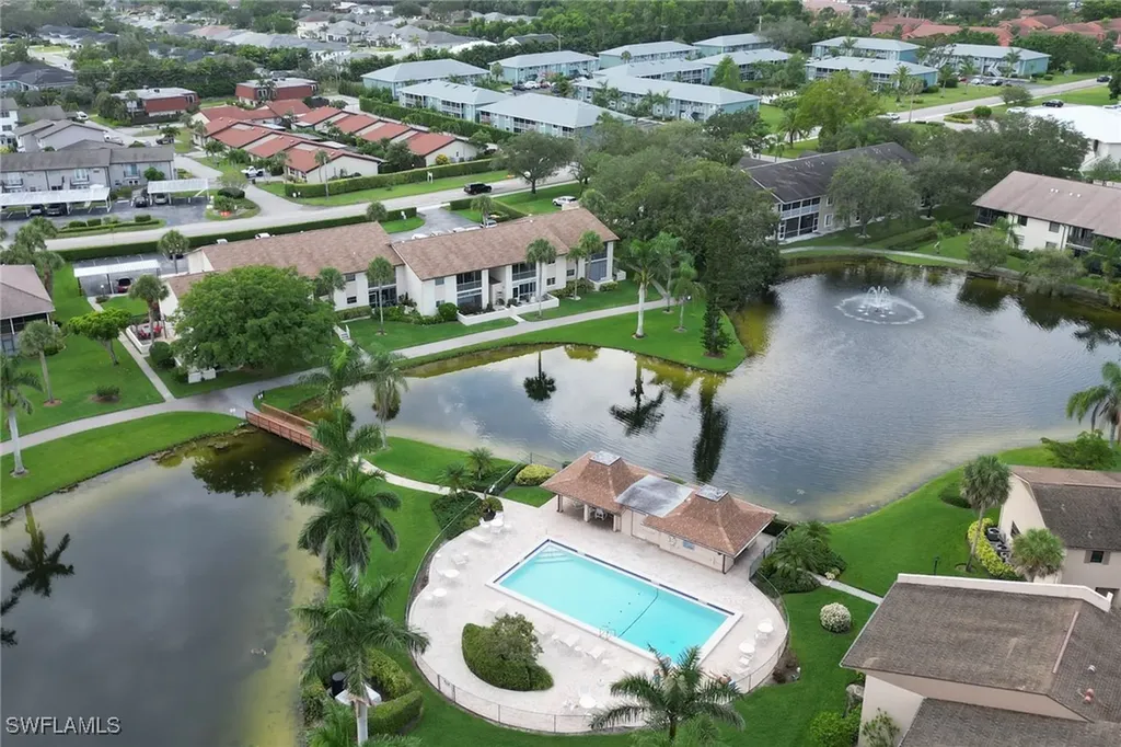 185 Cypress Way E Naples FL 34110