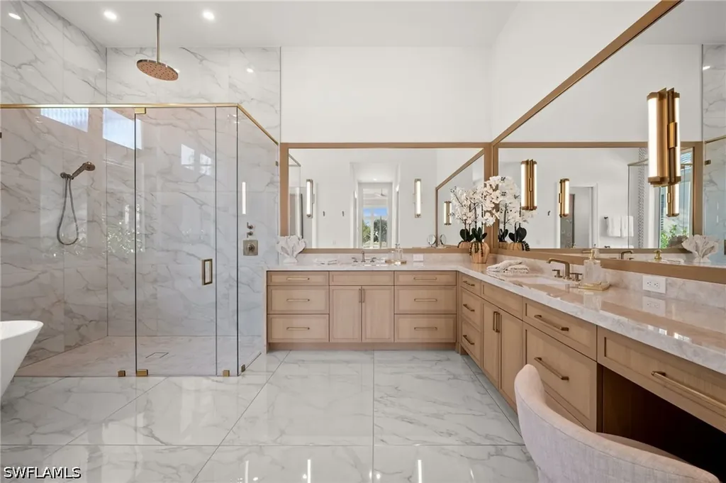 809 Wedge Drive Naples FL 34103