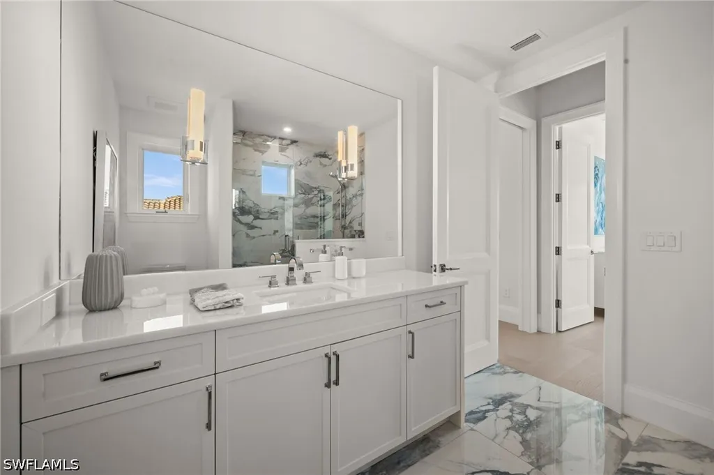 809 Wedge Drive Naples FL 34103
