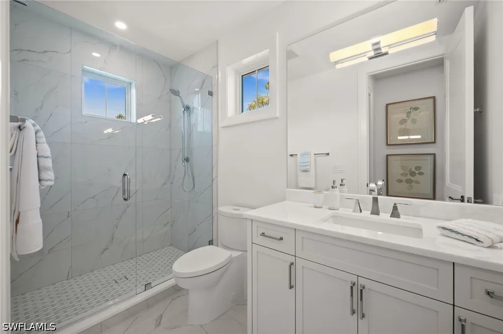 809 Wedge Drive Naples FL 34103