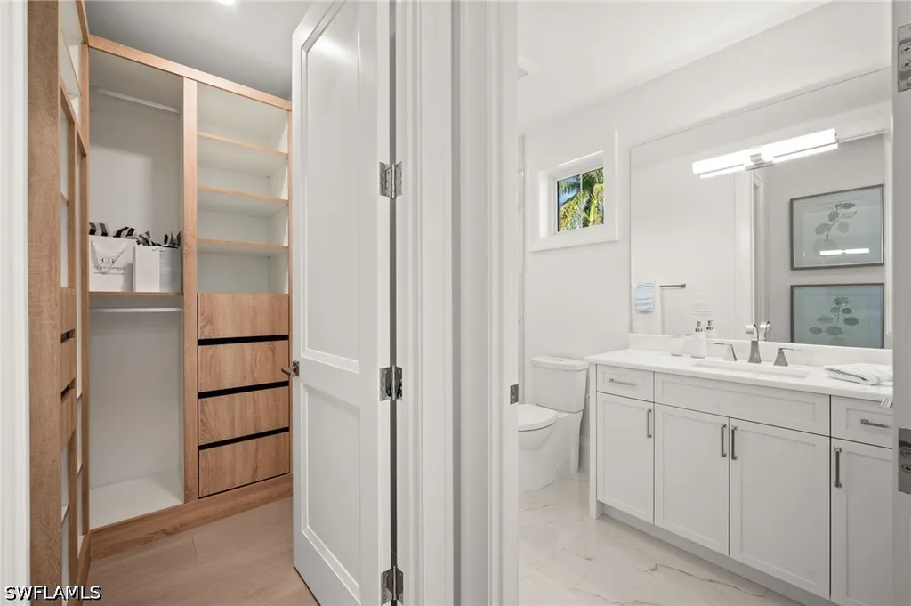 809 Wedge Drive Naples FL 34103