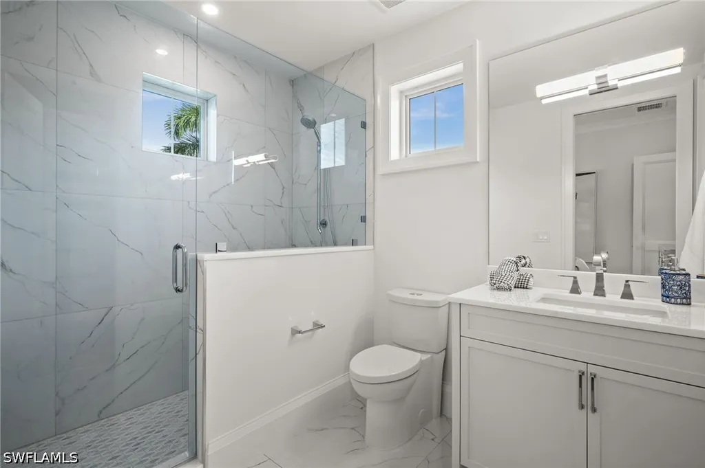 809 Wedge Drive Naples FL 34103