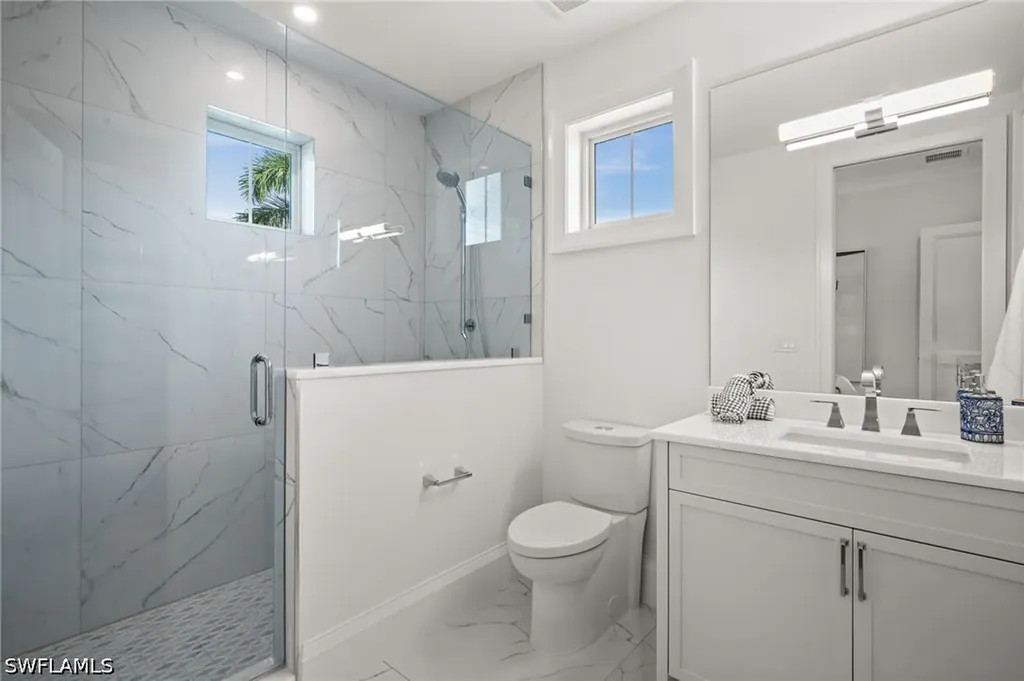 809 Wedge Drive Naples FL 34103