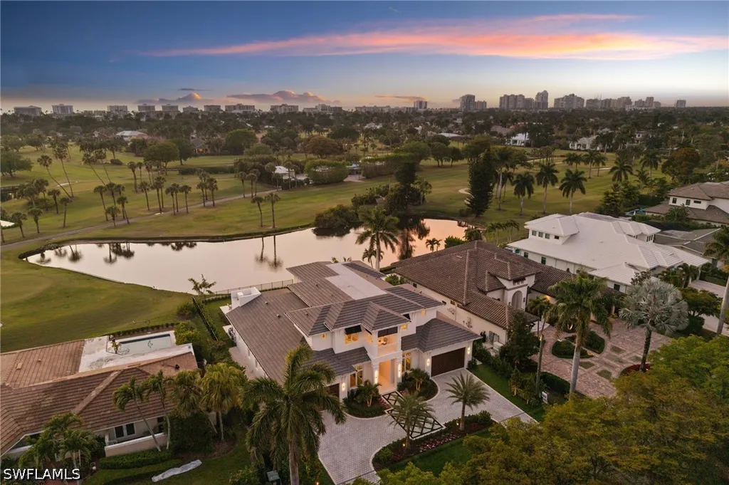 809 Wedge Drive Naples FL 34103