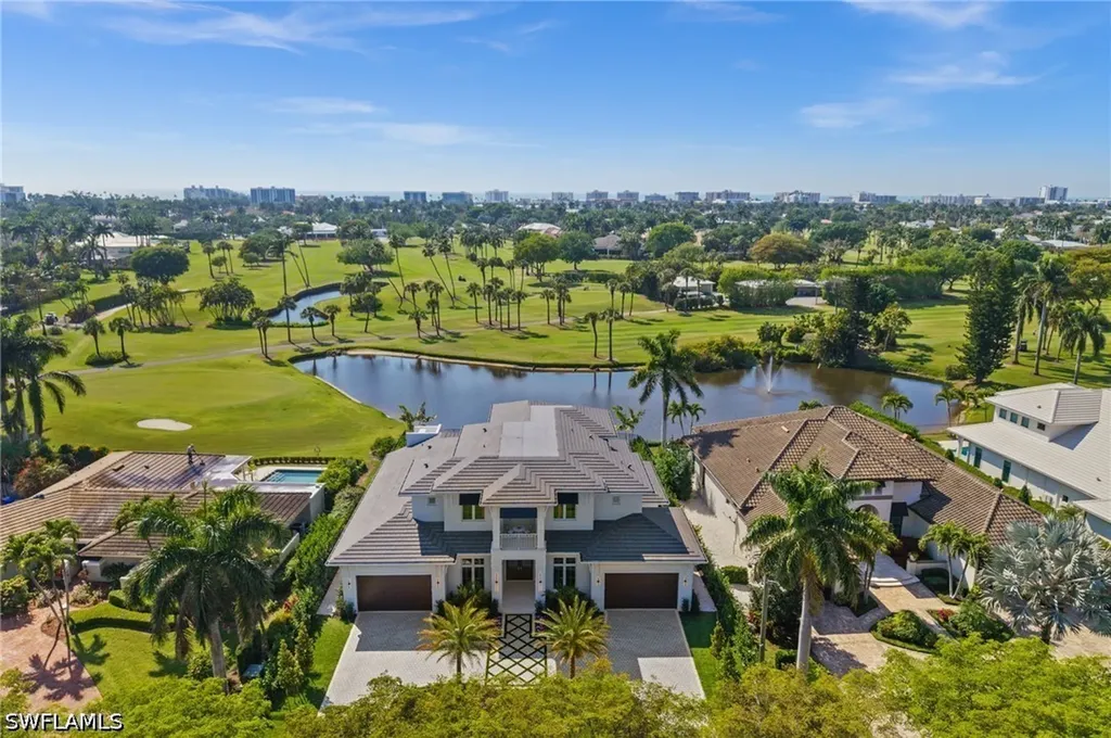809 Wedge Drive Naples FL 34103