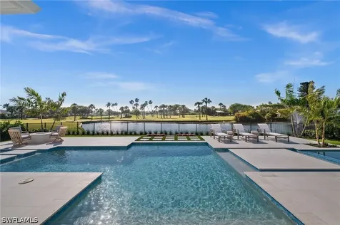 809 Wedge Drive Naples FL 34103