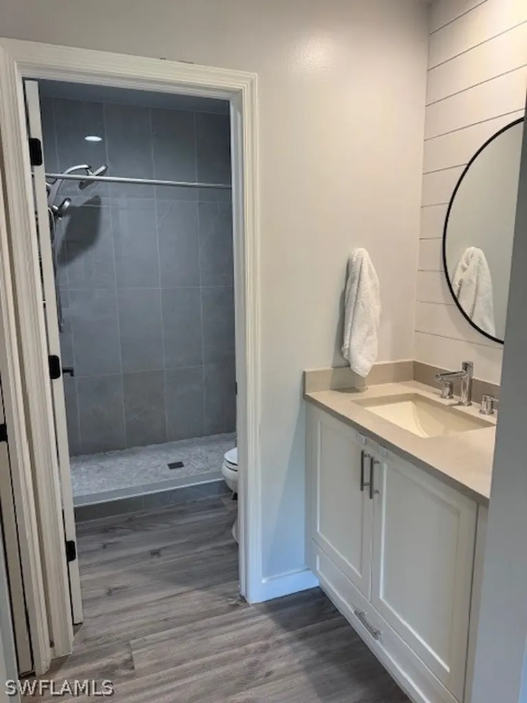 5656 Woodmere Lake Circle Naples FL 34112