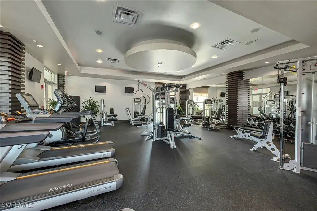 9115 Strada Place Naples FL 34108