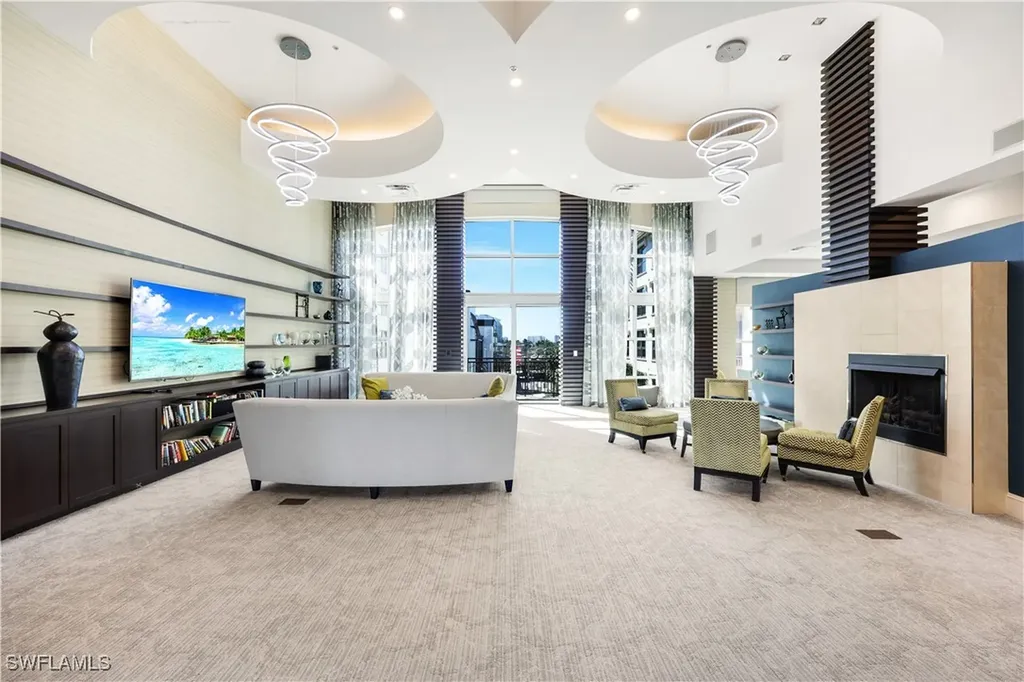 9115 Strada Place Naples FL 34108