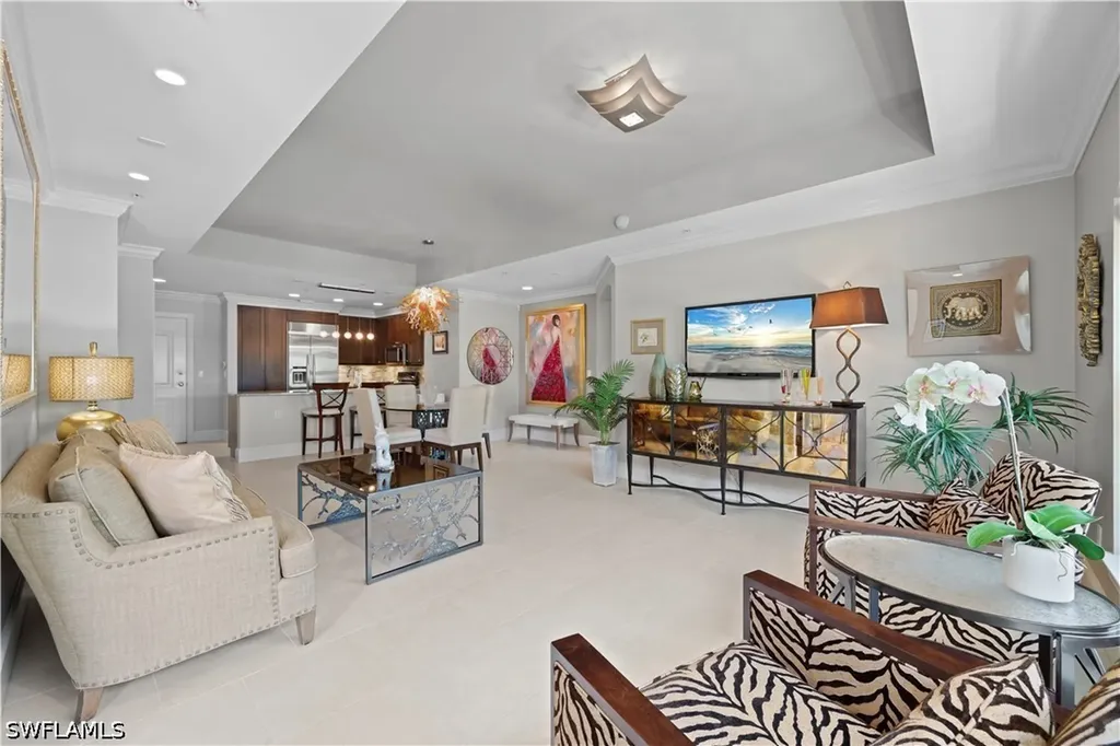 9115 Strada Place Naples FL 34108