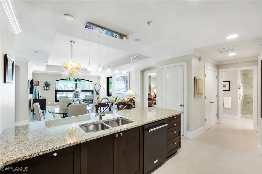9115 Strada Place Naples FL 34108