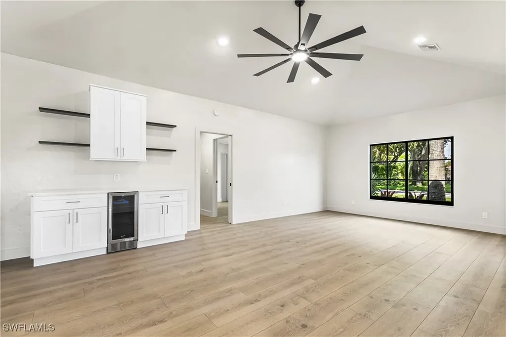 1911 Princess Court Naples FL 34110