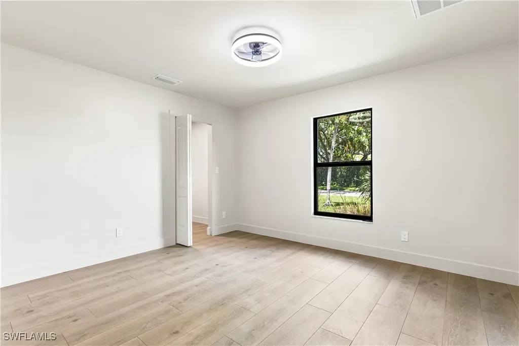 1911 Princess Court Naples FL 34110
