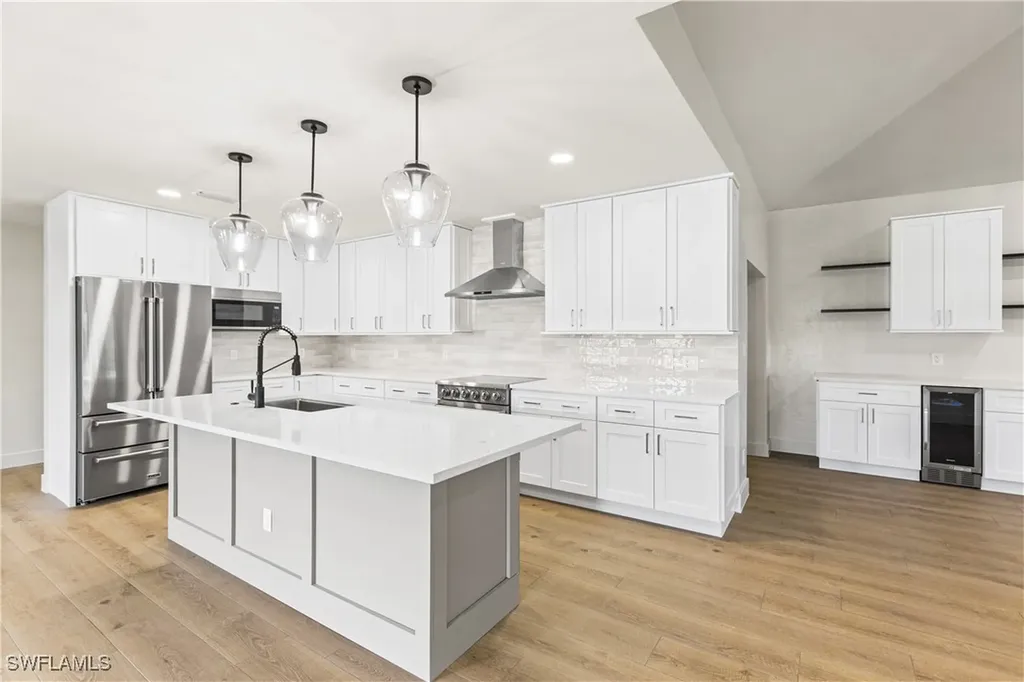 1911 Princess Court Naples FL 34110