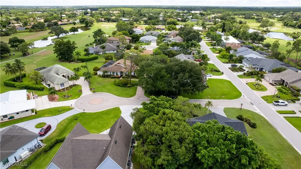 1911 Princess Court Naples FL 34110