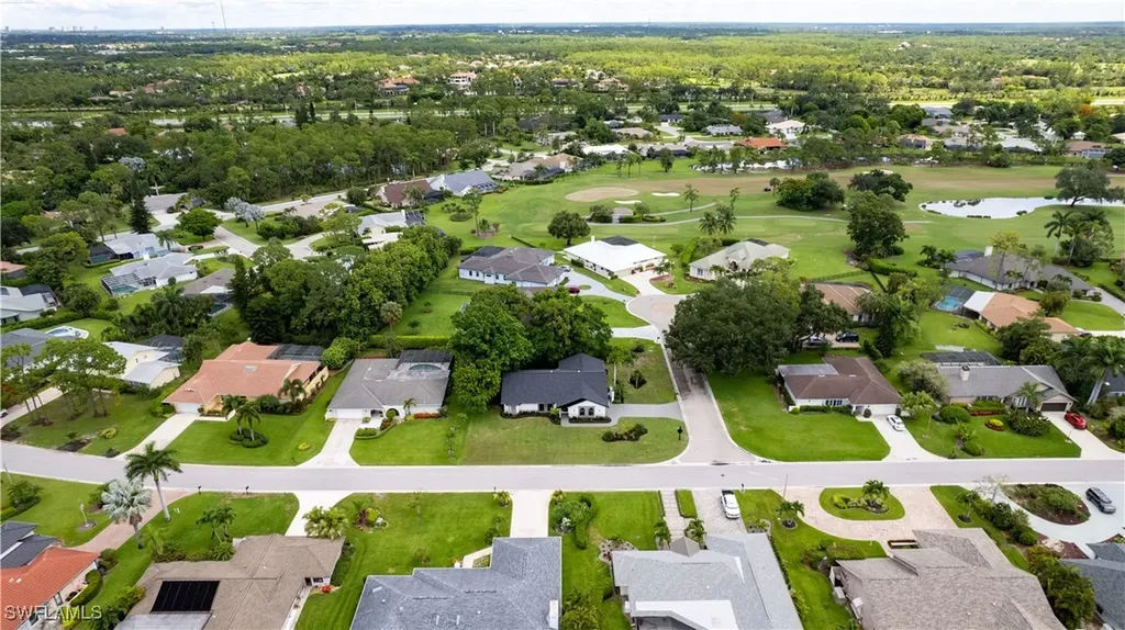 1911 Princess Court Naples FL 34110