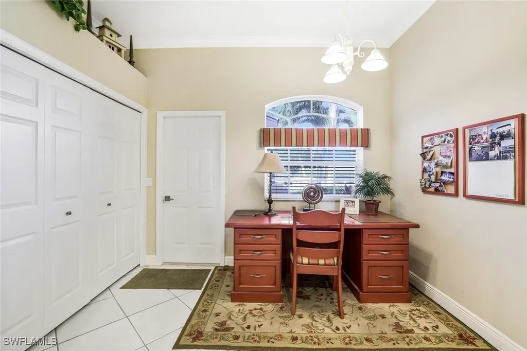 6679 Castlelawn Place Naples FL 34113