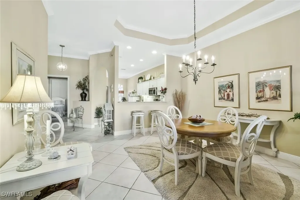 6679 Castlelawn Place Naples FL 34113