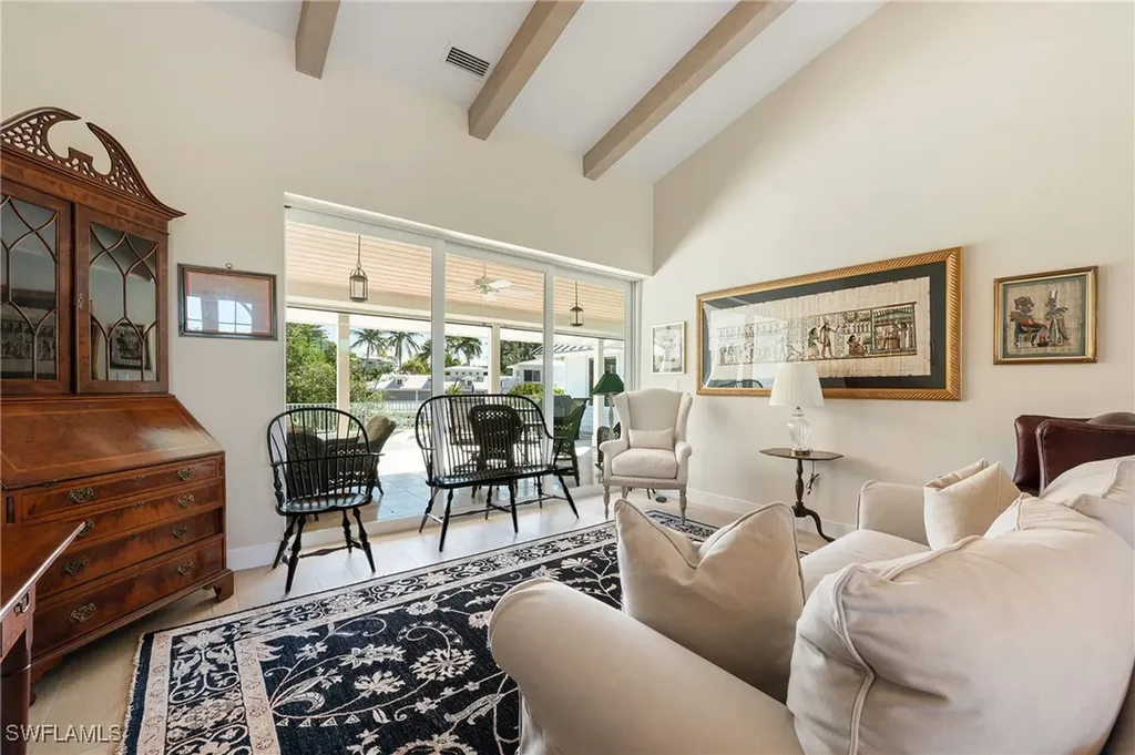 5042 Seahorse Avenue Naples FL 34103