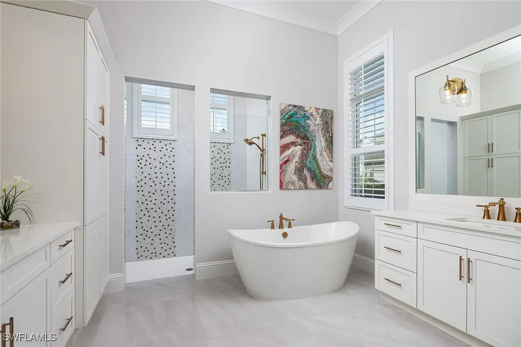 14362 Laguna Springs Lane Naples FL 34114