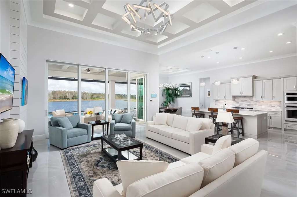 14362 Laguna Springs Lane Naples FL 34114