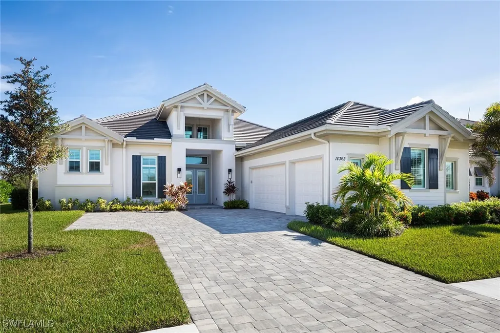 14362 Laguna Springs Lane Naples FL 34114