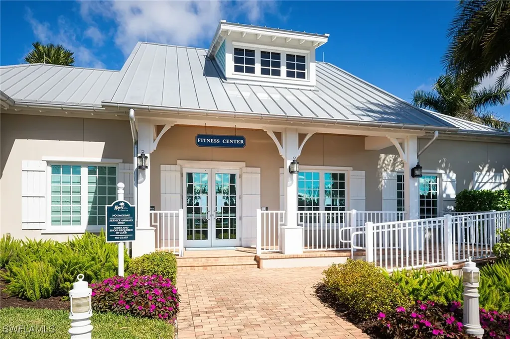 14362 Laguna Springs Lane Naples FL 34114