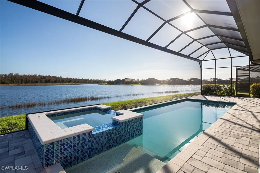 14362 Laguna Springs Lane Naples FL 34114