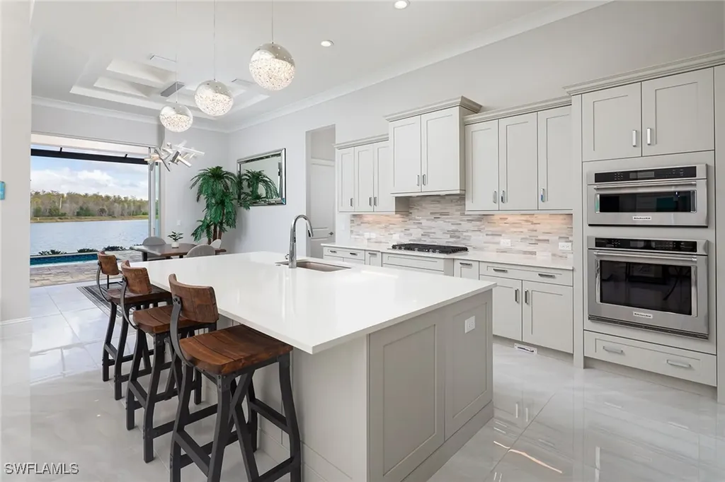 14362 Laguna Springs Lane Naples FL 34114