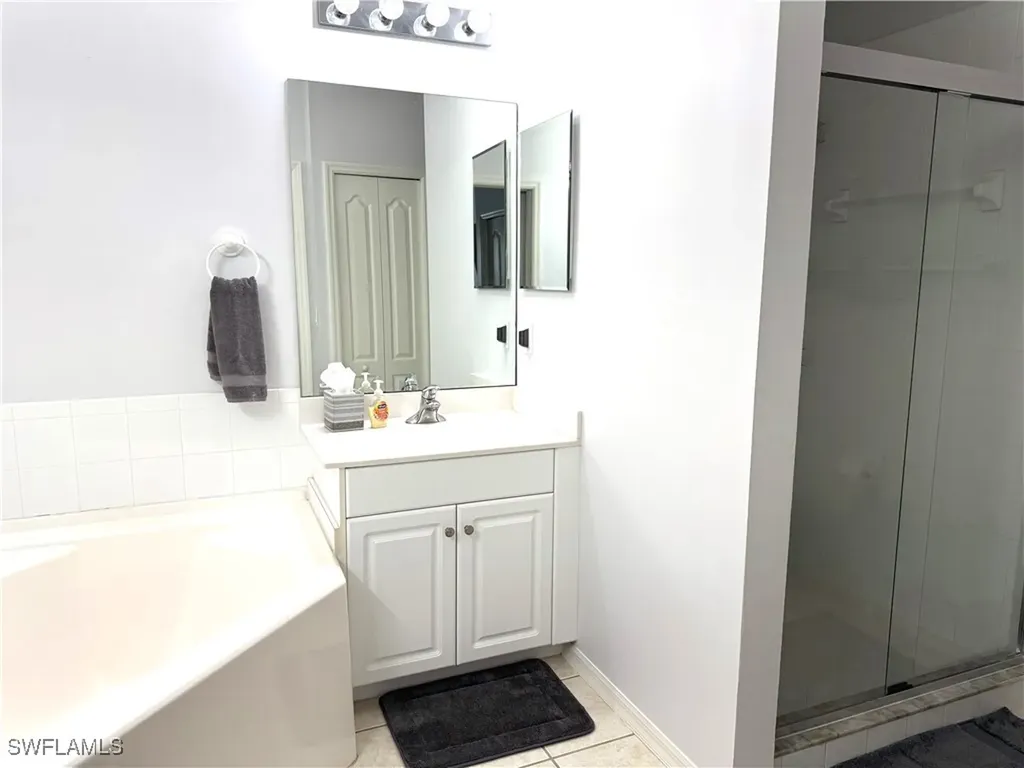 3445 Grand Cypress Drive Naples FL 34119