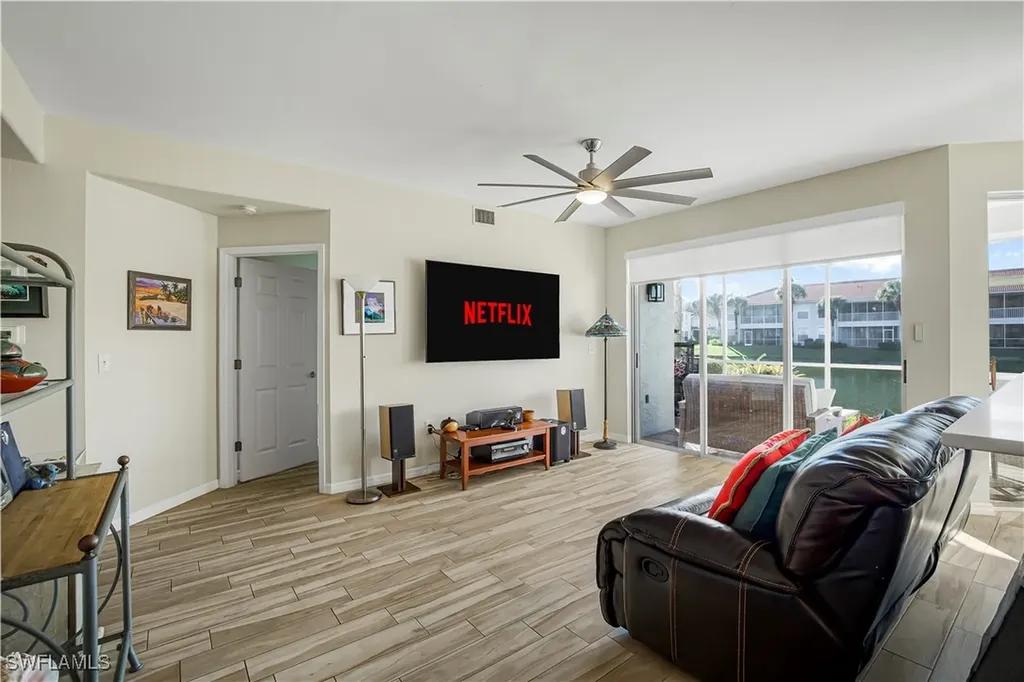 2220 Arielle Drive Naples FL 34109