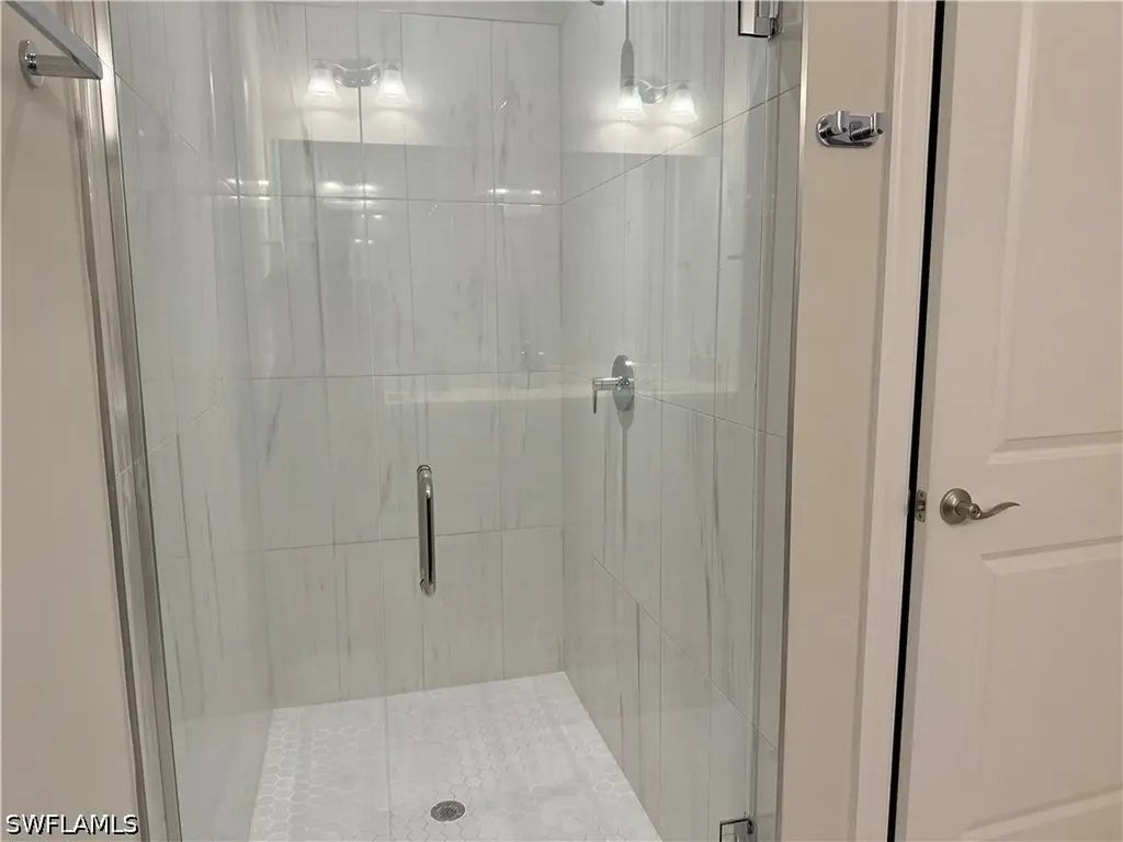 9179 Cayman Drive Naples FL 34114