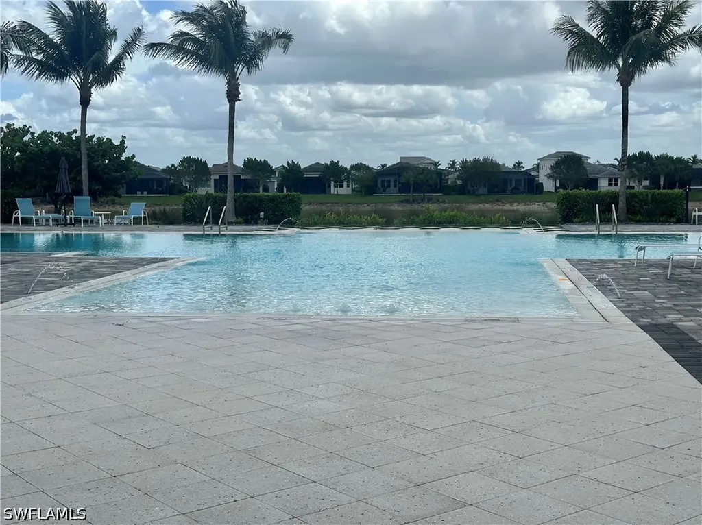 9179 Cayman Drive Naples FL 34114