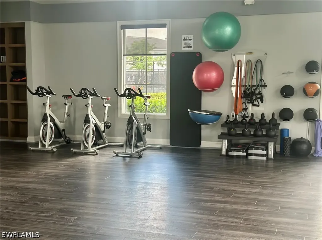 9179 Cayman Drive Naples FL 34114