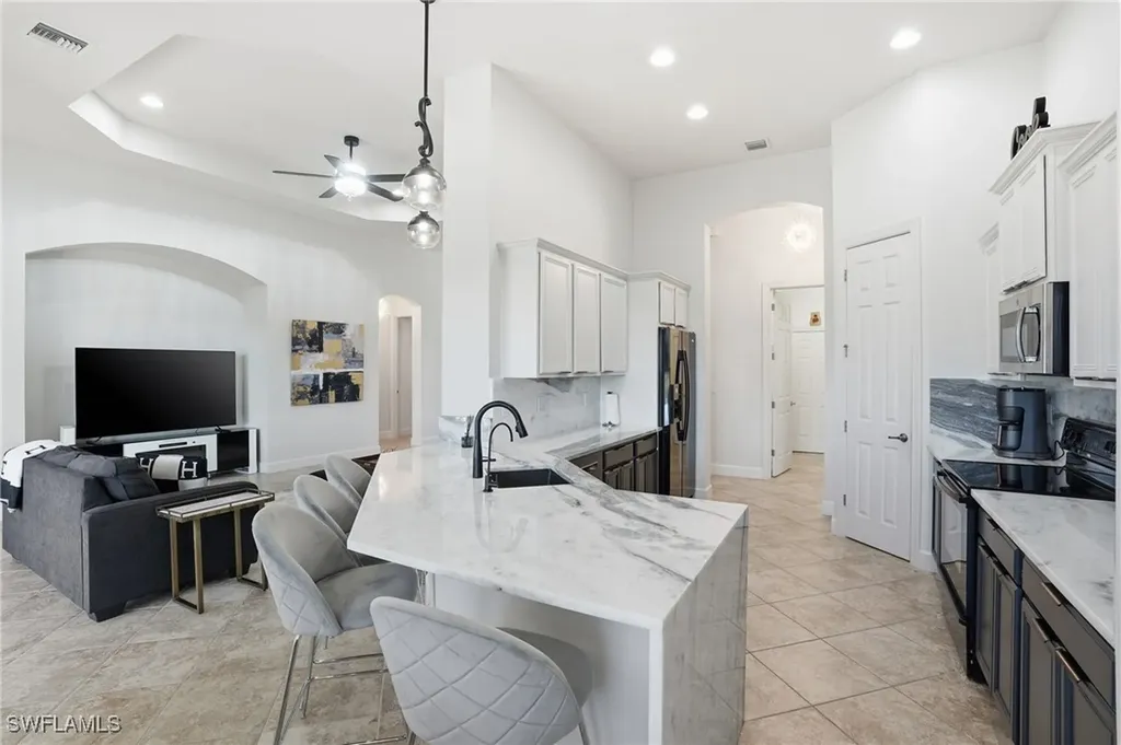 9685 Cobalt Cove Circle Naples FL 34120
