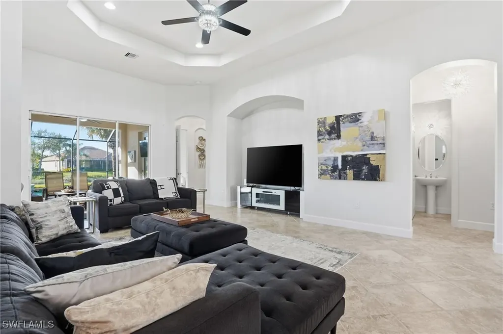 9685 Cobalt Cove Circle Naples FL 34120