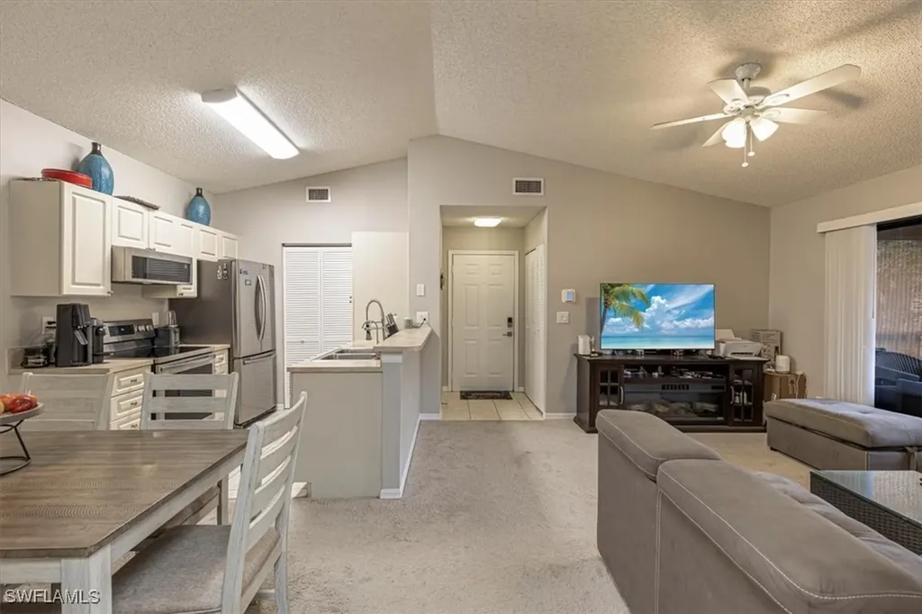 2202 Arbour Walk Circle Naples FL 34109