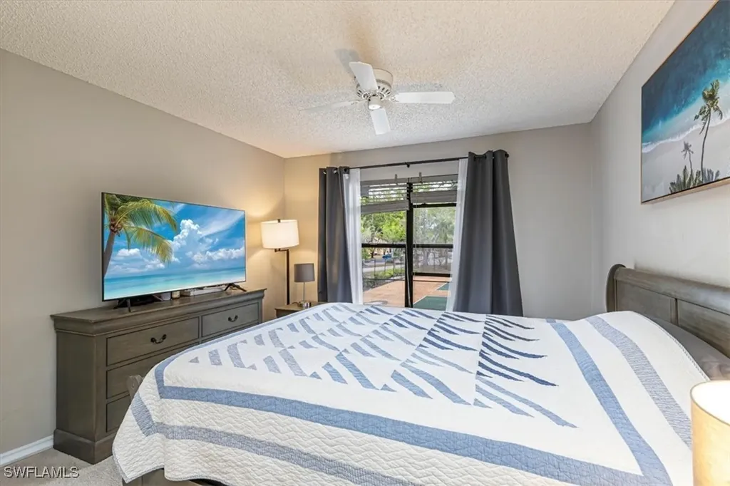 2202 Arbour Walk Circle Naples FL 34109