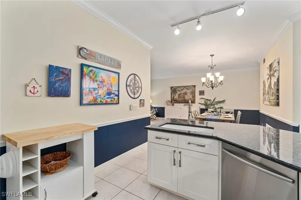 2110 Cay Lagoon Drive Naples FL 34109