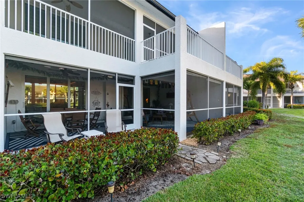 2110 Cay Lagoon Drive Naples FL 34109