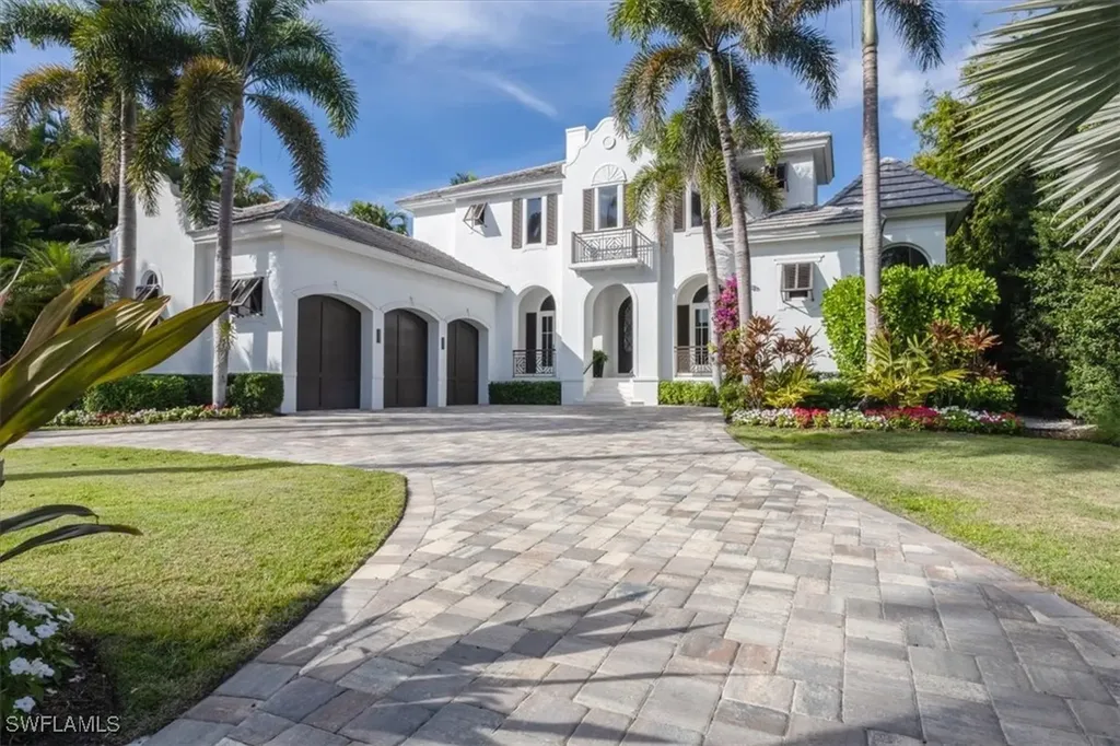 Naples FL, 793 17TH Avenue S