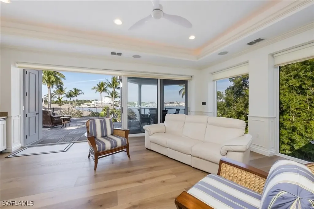 793 17th Avenue S Naples FL 34102