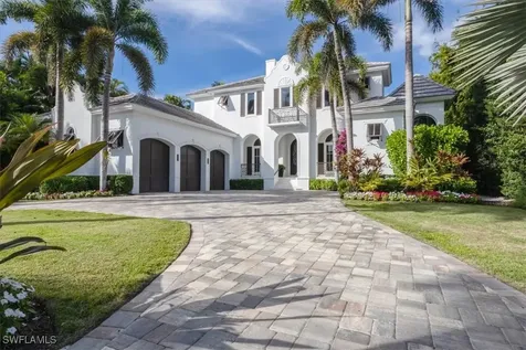 793 17TH Avenue S Naples FL 34102
