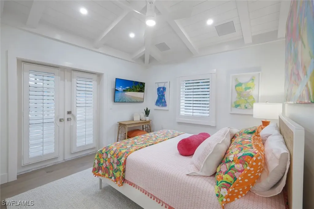 67 8th Avenue S Naples FL 34102