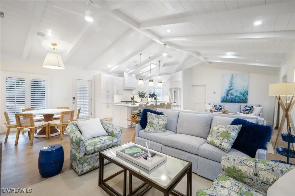 67 8th Avenue S Naples FL 34102