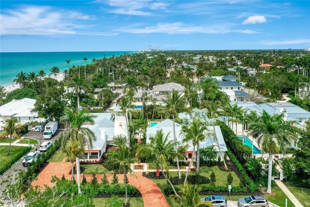 67 8th Avenue S Naples FL 34102
