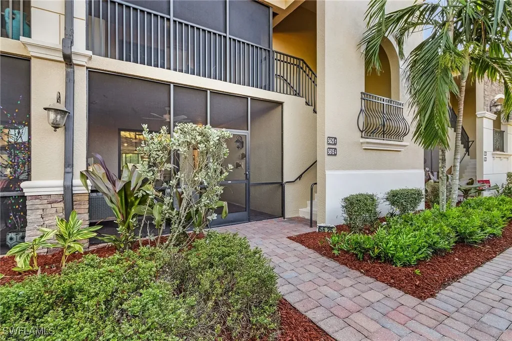 28047 Bridgetown Court Bonita Springs FL 34135