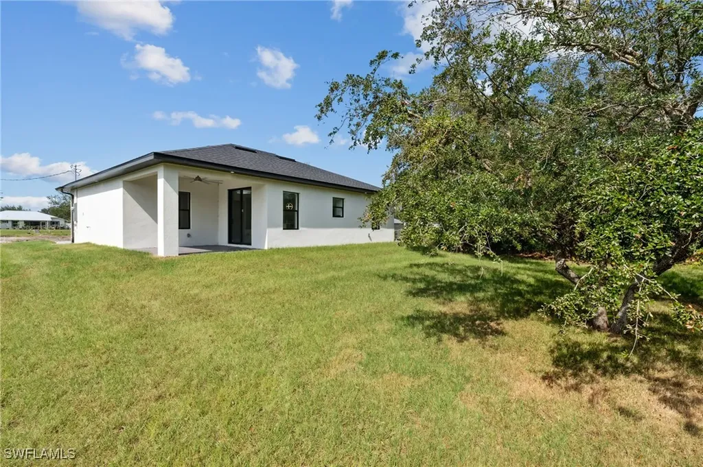 1136 Chiefland Street E Lehigh Acres FL 33974