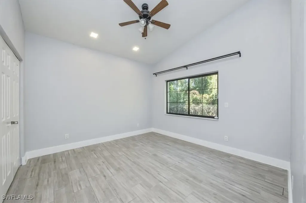 6161 Waxmyrtle Way Naples FL 34109